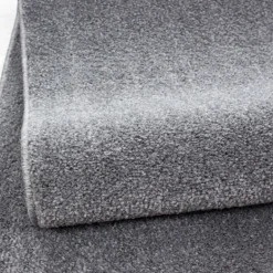 Ata Kortluvet tæppe Ensfarvet - Lysegrå