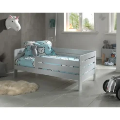 Børneseng 70 x 140 cm – grå juniorseng i massivt fyr (TOD)