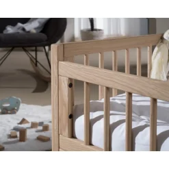 Børneseng juniorseng 70 x 140 cm – Forrest Oak i eg