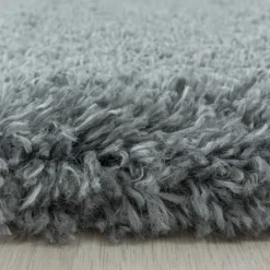 Fluffy tæppe - Lysegrå