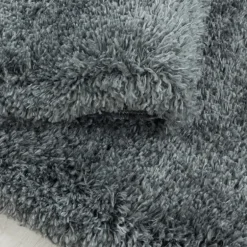 Fluffy tæppe - Lysegrå