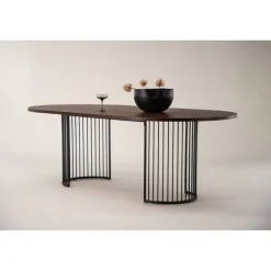 Hamneskar Ovalt spisebord 220 x 110 cm - Valnød