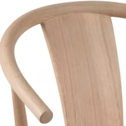 Janik Spisebordsstol med Armlæn – Off White Hvidpigmenteret Olieret Eg