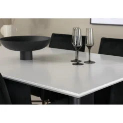 Jimmy Spisebordssæt - Sort og Hvid