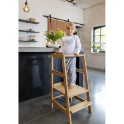 Læringstårn i eg – Forrest Oak