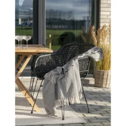 Menorca Tæppe - Flettet tæppe i sand - lavet af 100% genanvendt plastik 140x200 cm