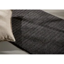 Milton Tæppe - Mørkegrå