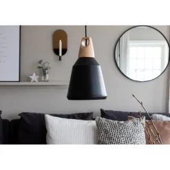 Nao Belysning - Sort og Træ