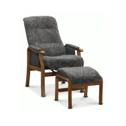Oxford otium lænestol med skammel - Fåreskind Grafit med Mahogni stel