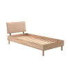 Seng 90 x 200 cm i eg – Forrest Oak med bouclé gavl