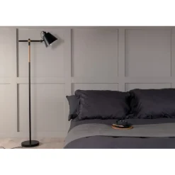 Skott Gulvlampe - Sort