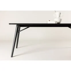 Stilfuldt Spisebord - Sort og Light Brushed