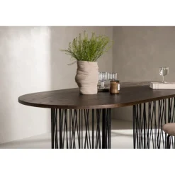 Stone oval Ovalt spisebord - Sort og Mocca