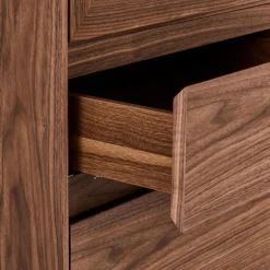 Tokyo Højt Vitrineskab i Valnød med LED-lys - 190cm høj