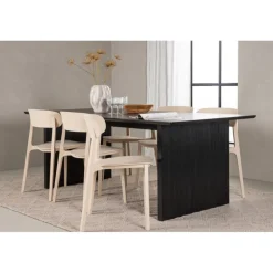 Vail Åstol Indendørs Spisebordssæt